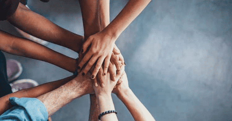 Best team building activities for employee engagement Best team building activities for employee engagement
