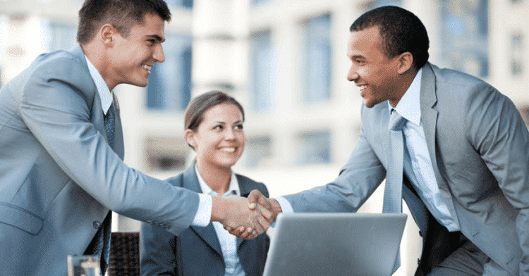Adopting modern employee recognition practices – a guide for traditional organizations Adopting modern employee recognition practices – a guide for traditional organizations